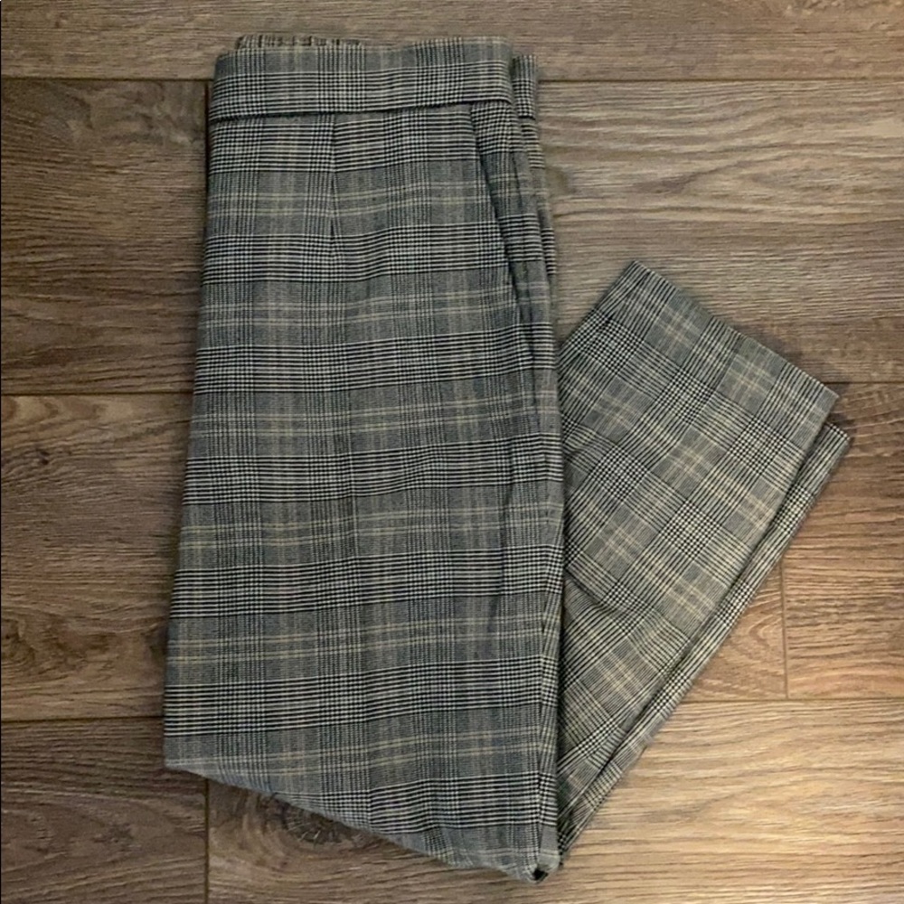 Aritzia // Babaton Conan Plaid Pants - Picture 7 of 10
